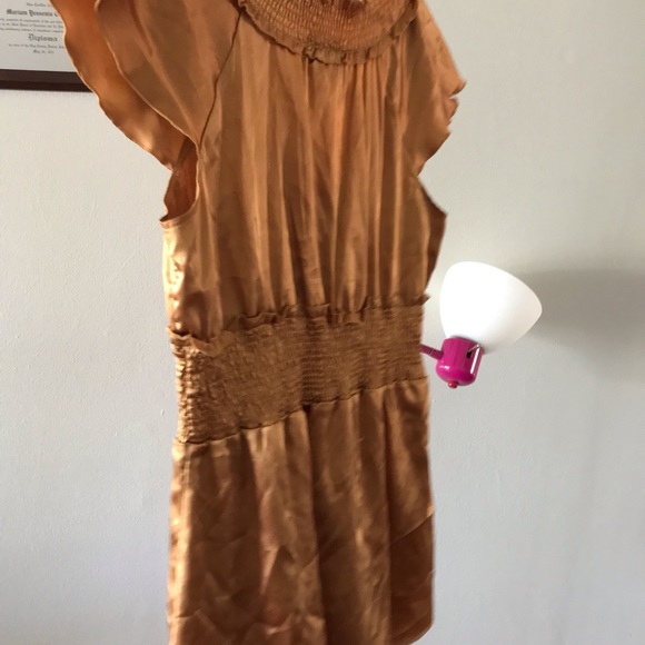 Stretch, UNIQUE SPECTRUM GOLD BLOUSE. Size LARGE - Picture 8 of 8